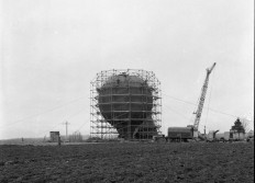 Luzery Chateau d'eau  2 grues 24 juin 1974