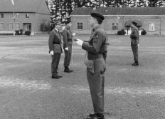 1A Remise commandement 26 sept. 1975