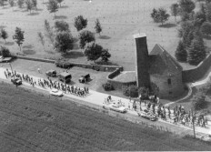 Recogne autorités allemandes au Cimetière