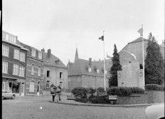 Place St Pierre Printemps 1975